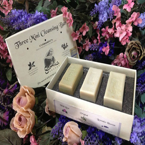 洁米拉卡米拉F组三合一玫瑰薰衣草原味精油皂手工皂90g二组包邮