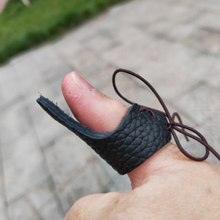 传统弓射箭扳指牛皮护指大拇指勾弦蒙古射法户外弓箭射击护手