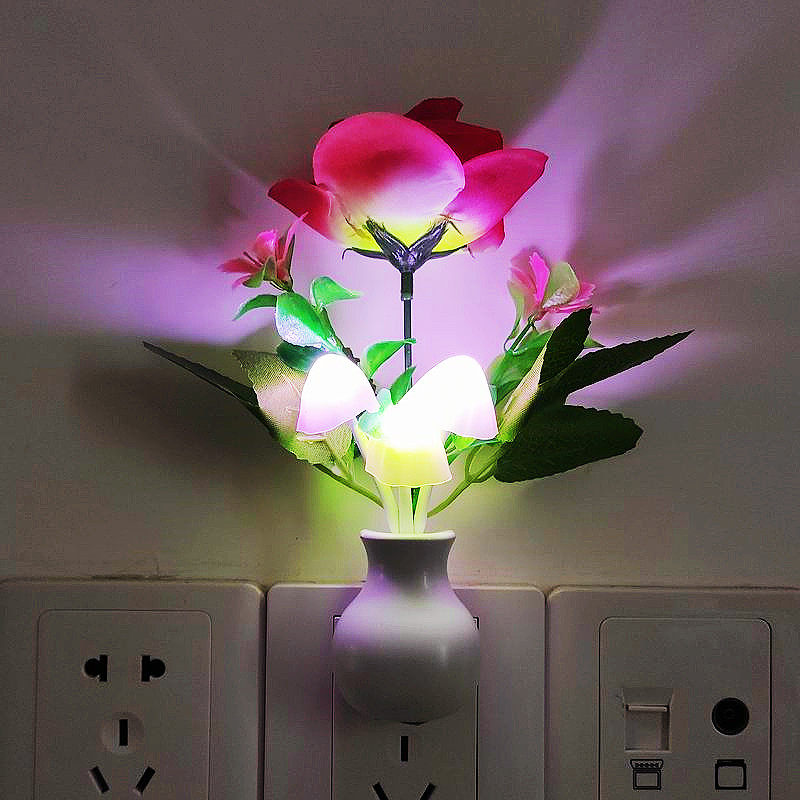 天黑自动亮 玫瑰花LED光控小夜灯插电儿童卧室睡眠灯起夜床头灯