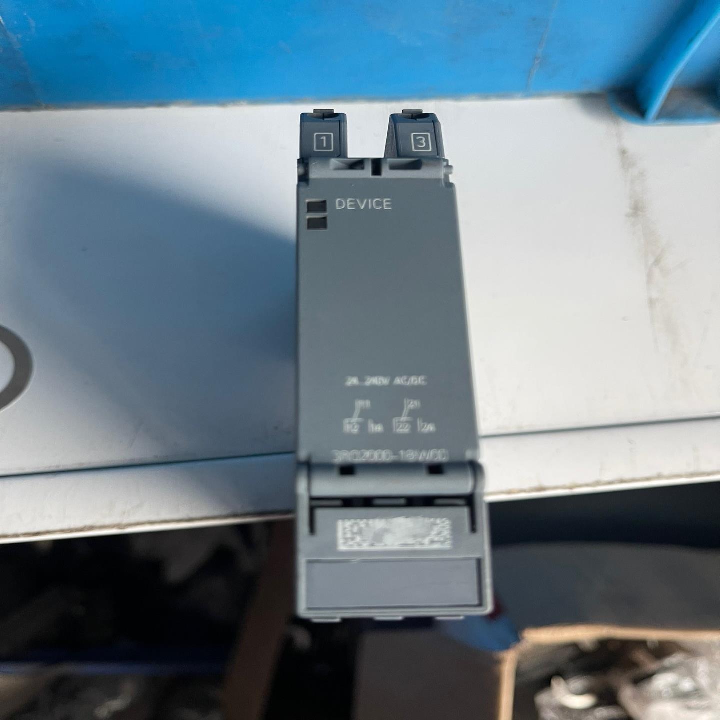 【议价】西门子耦合继电器3RQ2000-1BW00实物图1个
