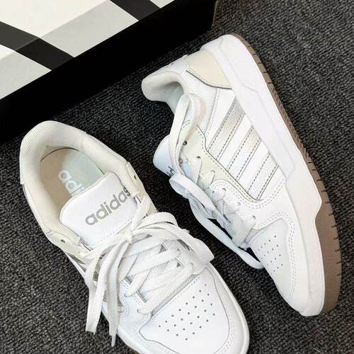 Adidas阿迪达斯正品运动鞋