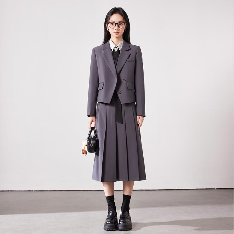 大学生教资面试正装研究生考研复试通勤穿搭小个子西装百褶裙套装