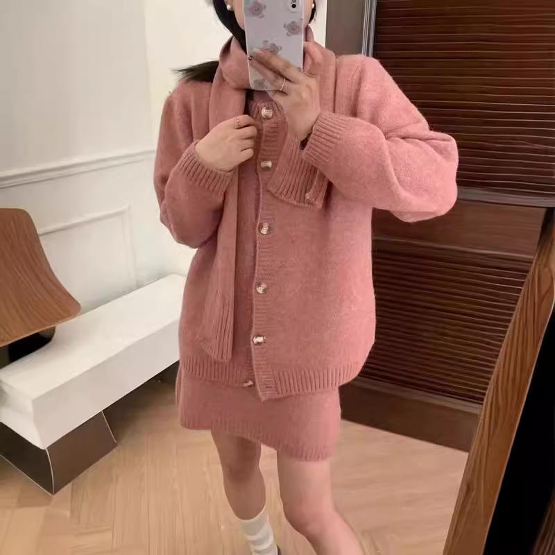 秋冬新款韩版气质慵懒针织衫套装女毛衣外套上衣半身裙围巾四件套