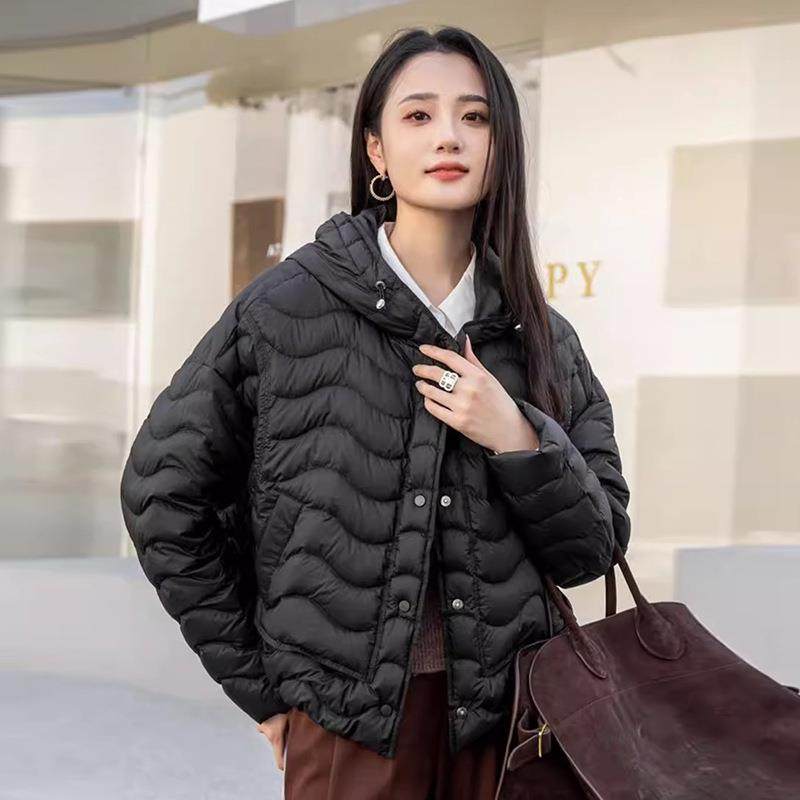 2025年冬季新款白鸭绒羽绒服女款短款轻便保暖连帽外套叠穿时尚潮,女装/女士精品,羽绒服,淘宝优惠券,粉丝福利购,淘宝优惠卷