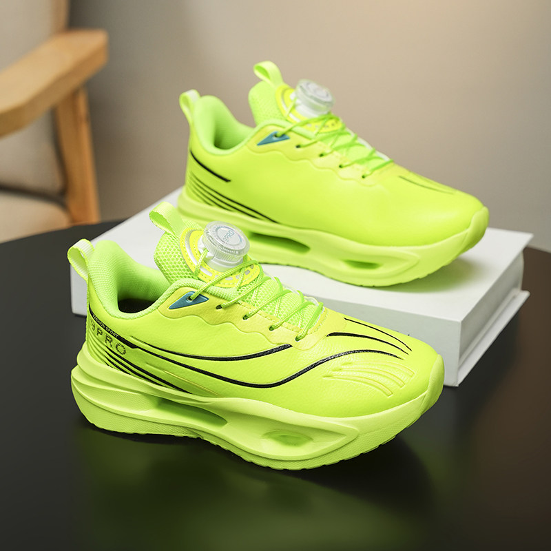 儿童跑鞋2026秋冬季新款男童皮面防水运动鞋中大童男孩跑步鞋绿色