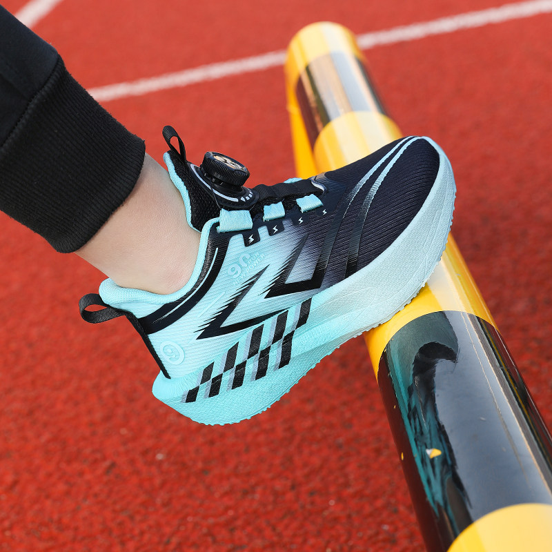 春款男童透气网面运动鞋软底防滑耐磨中大童学生轻便跑步鞋子男孩