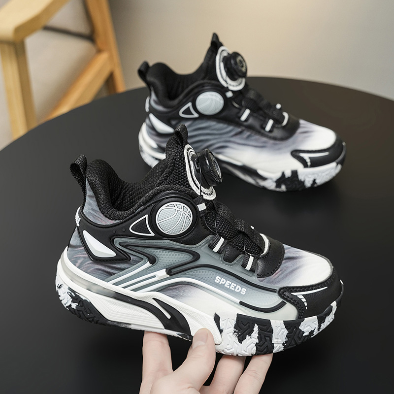 男童鞋子2025秋冬季新款皮面儿童运动鞋男孩训练篮球鞋摩擦有声音