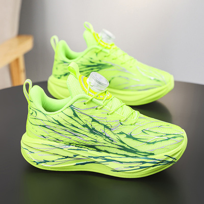 男童鞋2026新款春季儿童运动鞋中大童男孩网面透气跑步鞋防滑耐磨