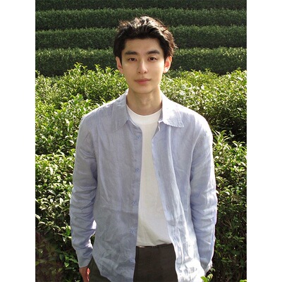 浅蓝色亚麻长袖衬衫男款春季人夫感穿搭防晒衬衣老钱风正肩薄外套