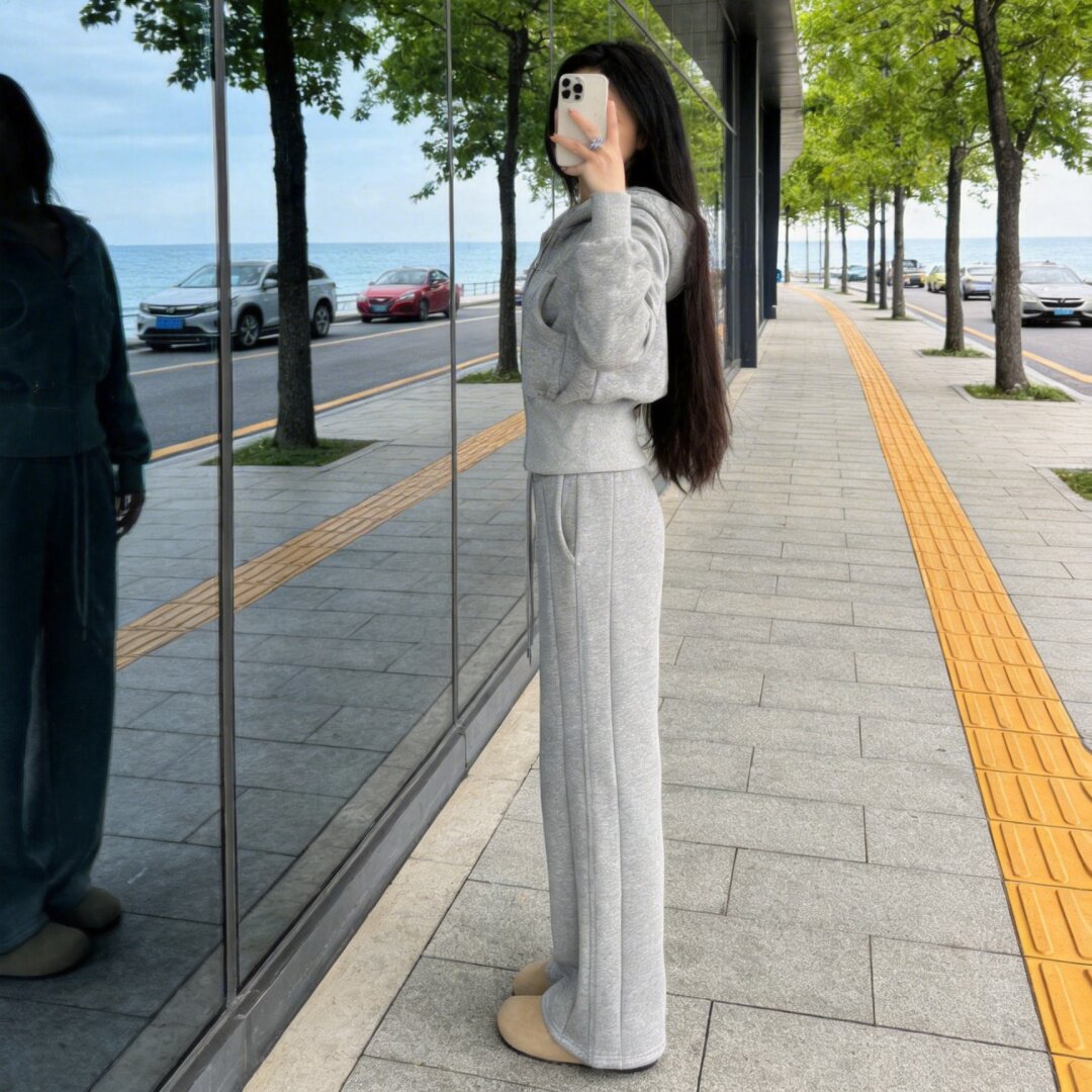 美式灰色短款连帽卫衣外套女春秋季韩系穿搭正肩修身收腰拉链上衣