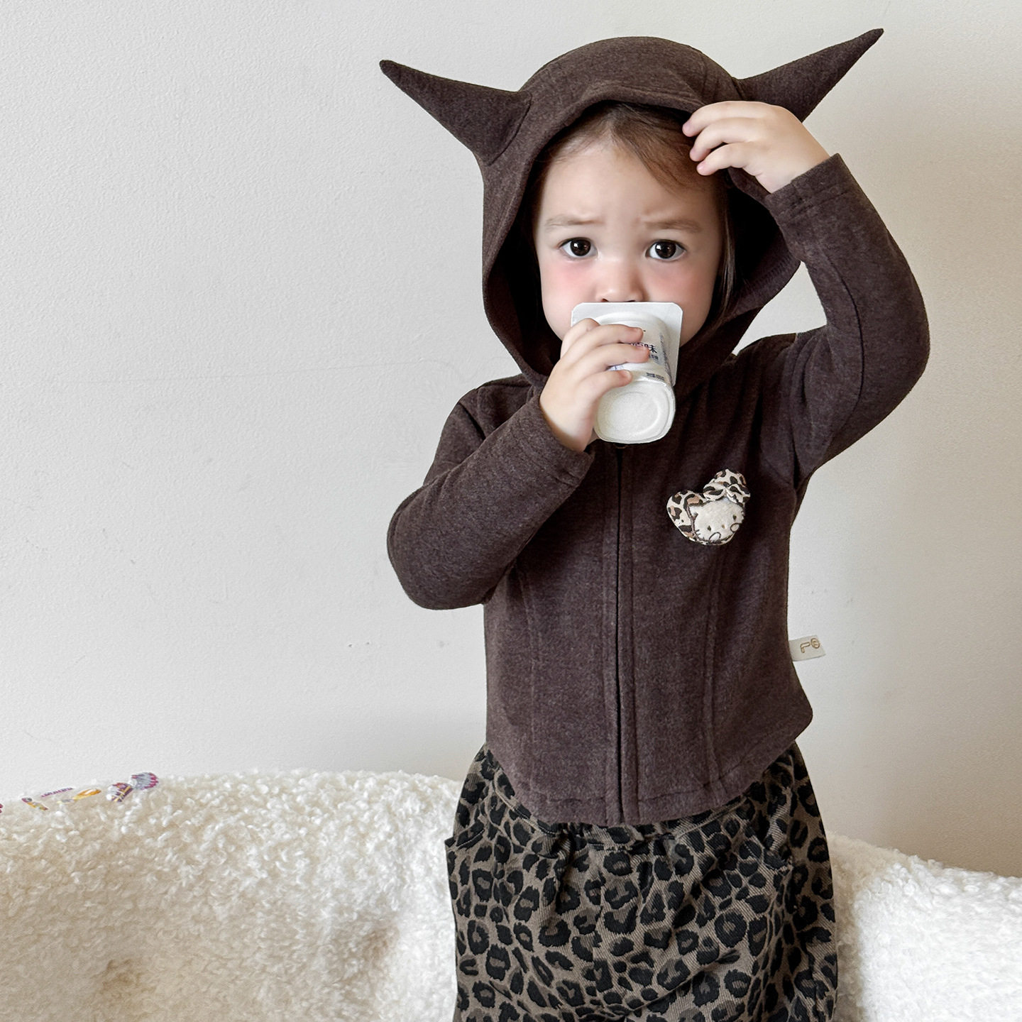 2026春装新款2女童纯棉软儒超可爱周岁生日外套百搭开衫卫衣儿童3