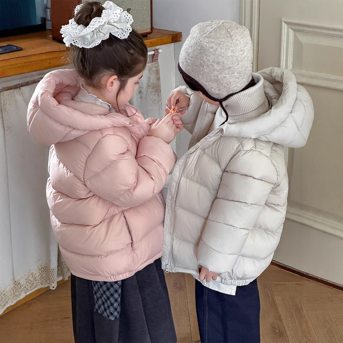 2025新款儿童羽绒服泡芙款男童女童中大白鸭绒外套冬季加厚外套潮