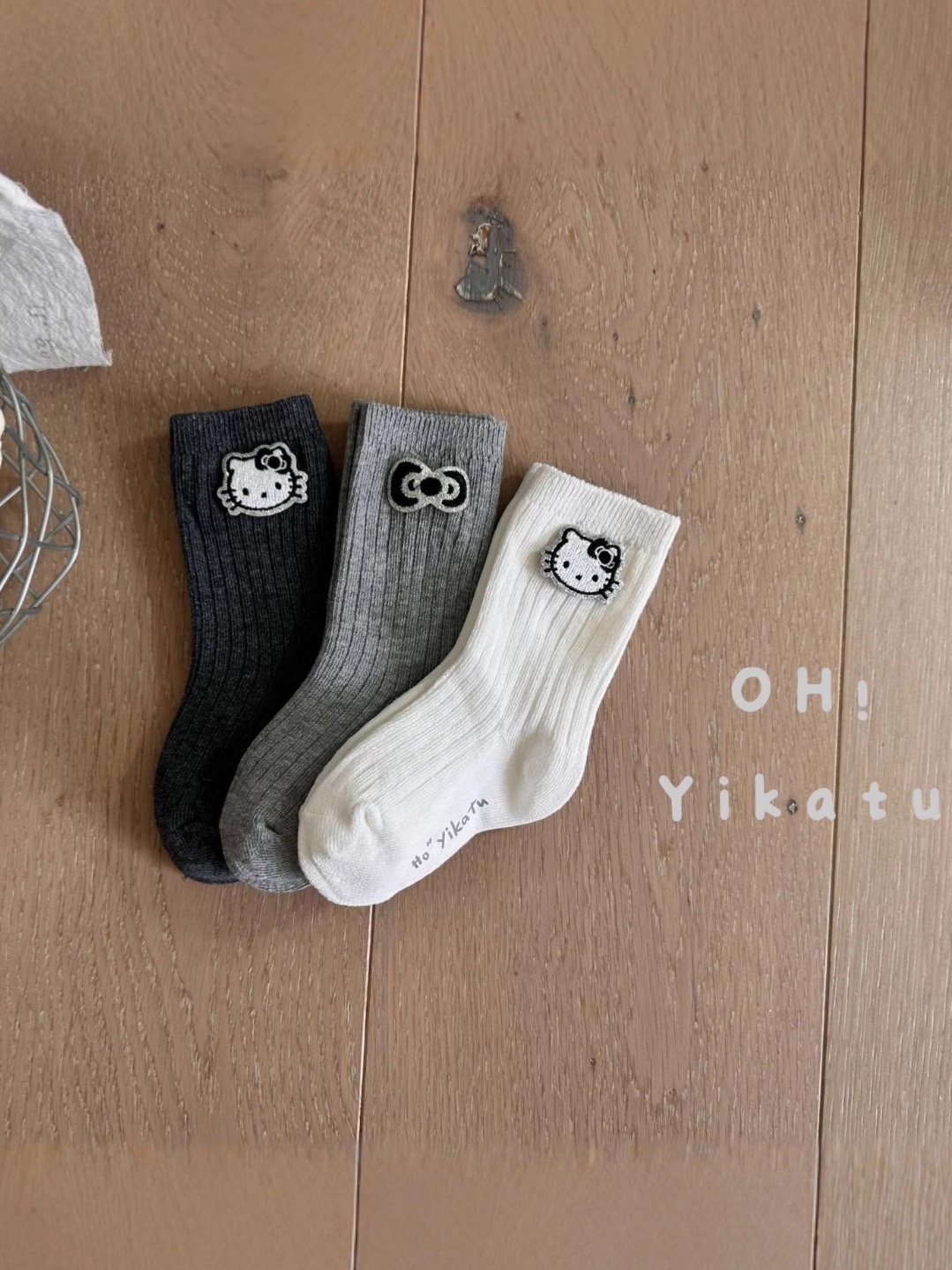 儿童袜子伊卡兔童袜2025秋冬新款卡通猫绣标蝴蝶结AB版童袜8129-3