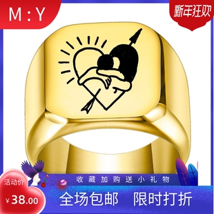 新款欧美跨境创意一箭穿心钛钢戒指男女拥抱复古方形18MM情侣指环