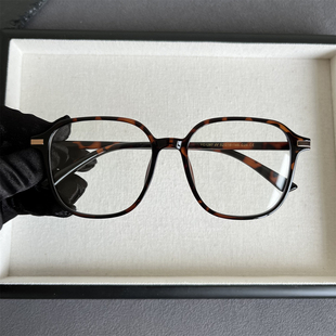 11克52口轻盈2026春季新款韩系男女玳瑁倒梯形TR眼镜框架可配近视