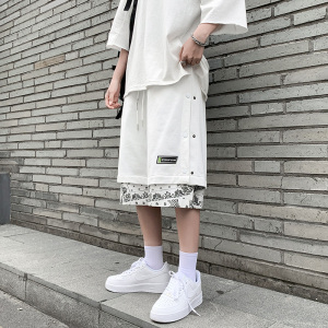 港风夏款男短裤工装贴标腰果印花排扣假两件五分短裤D08 P33图片