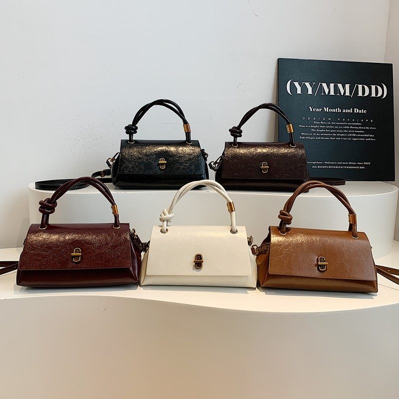 时尚包包女2025新款小方包高级感女包手提包简约气质单肩斜挎包,箱包皮具/热销女包/男包,通用款女包,淘宝优惠券,粉丝福利购,淘宝优惠卷