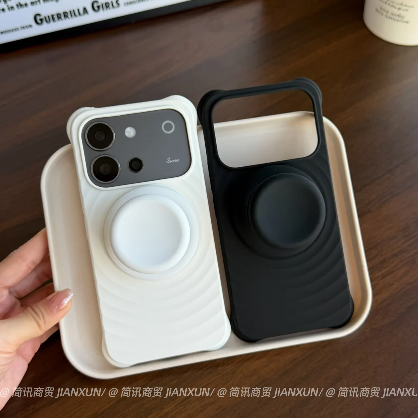 波漾立体纹适用VIVOs60手机壳S60液态硅胶磁吸+圆形支架保护套s60软糯耐脏防滑黑白vivos60男女小清新外壳s60