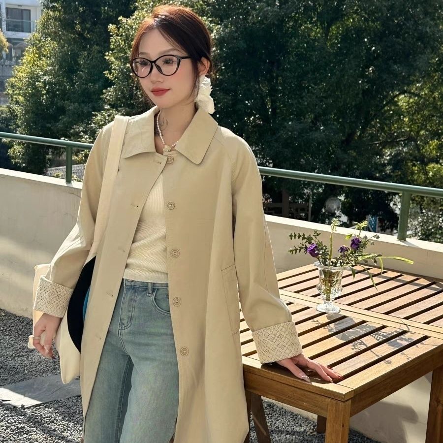 浅卡其色翻领风衣女春季新款袖口风衣