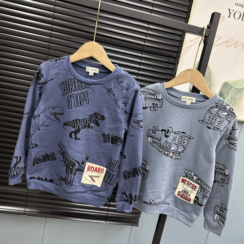 外贸原单童装春秋新款女童中小童汽车恐龙卫衣时尚百搭休闲上衣潮