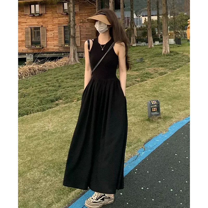 春季黑色吊带长裙连衣裙2025新款女春秋无袖针织长款小个子夏季纯