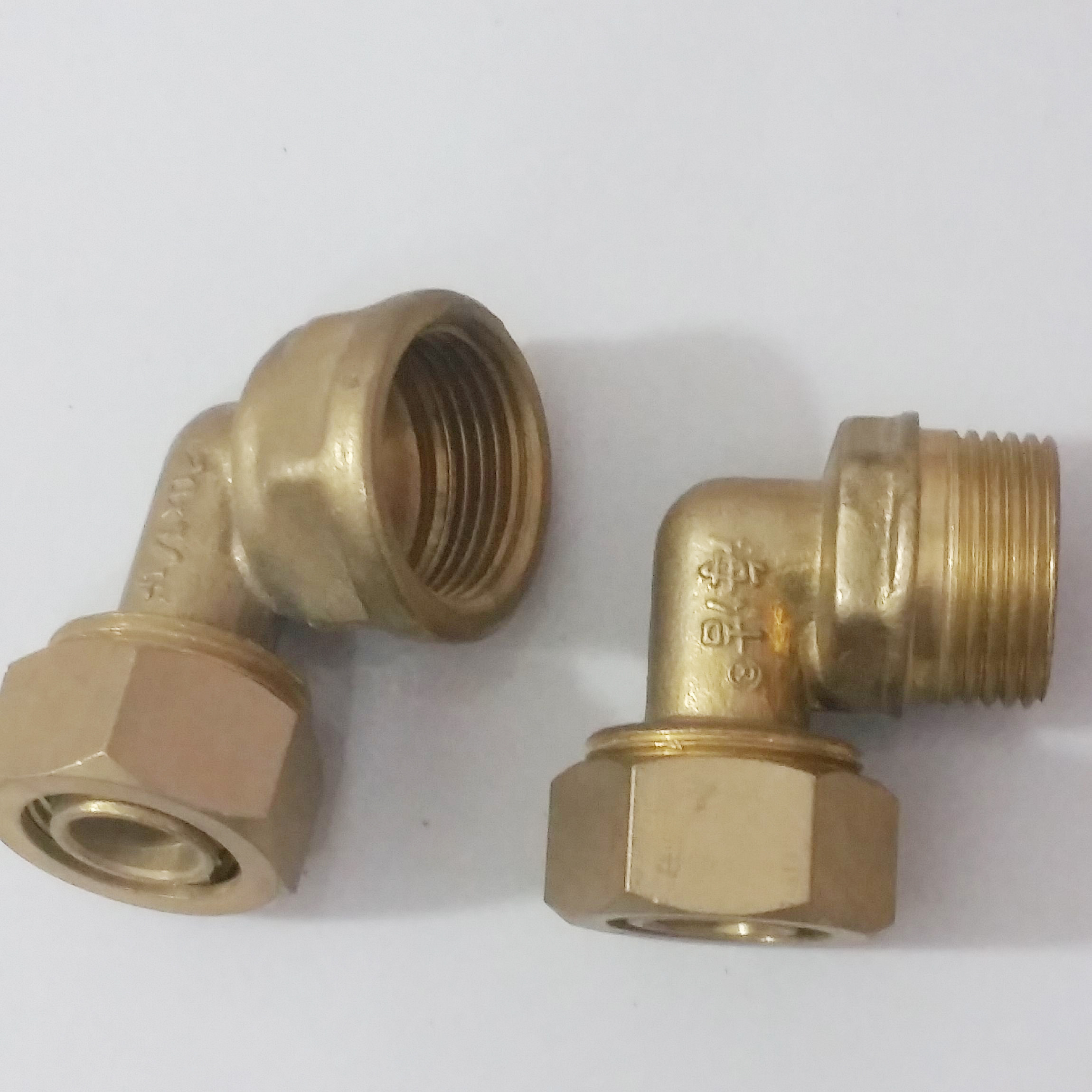 太阳能专用水管地暖管专用接头铝塑管接头配件金属接头6分20