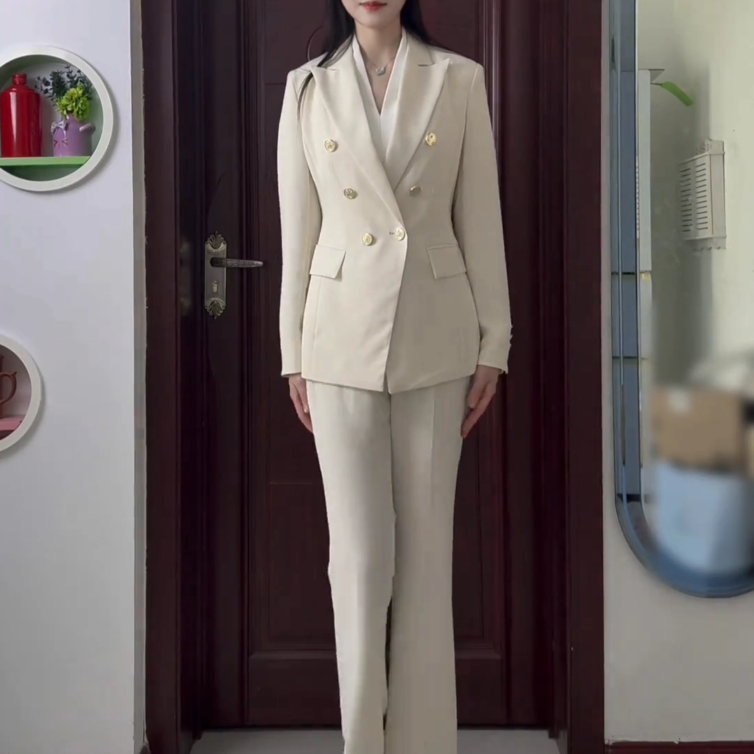 女神范春季西装三件套女 2025  V领衬衫+西装裤时尚通勤套装外套