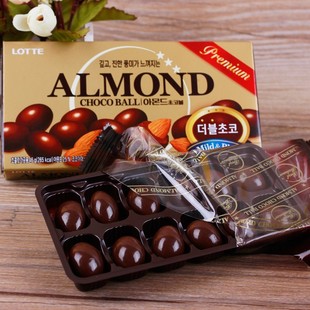韩国进口乐天扁桃仁夹心巧克力豆果仁巴旦木杏仁休闲糖果零食46g