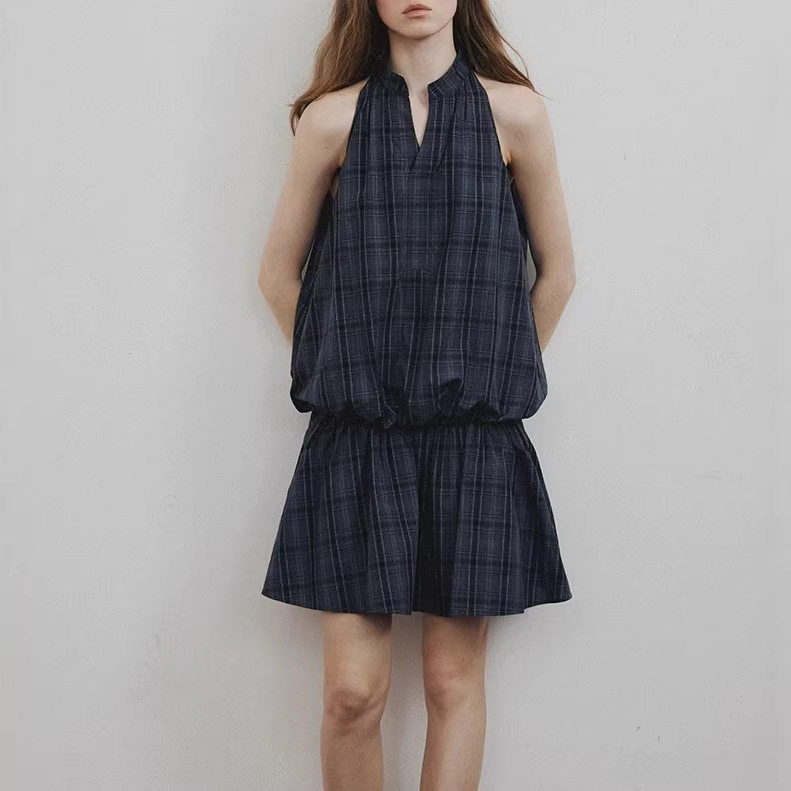 复古格子挂脖无袖吊带V领背心连衣裙宽松收腰花苞裙子少女宽松型