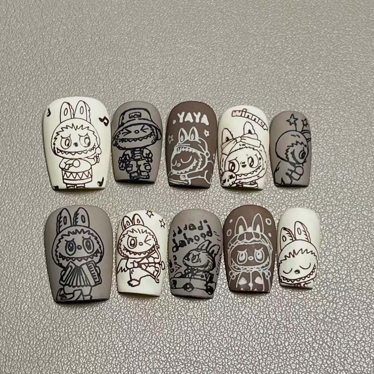 labubu夏季拉布美甲明星同款ins风卡通几何图穿戴指甲贴片可拆卸