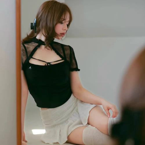 空调房｜甜妹and可爱mary丝绒显胸甜美可爱日系纯欲蕾丝上衣