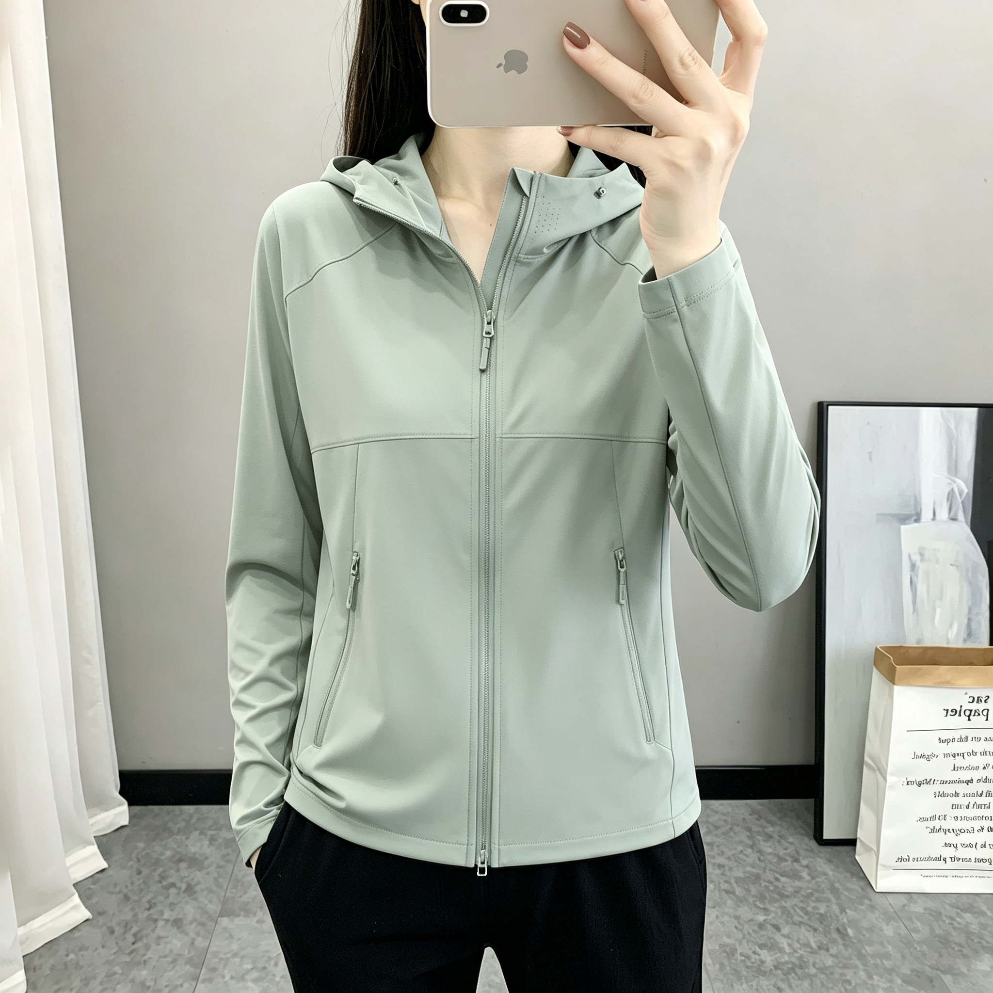 软壳衣女新款跑步防风外套春秋防泼水户外登山服一体加绒运动夹克