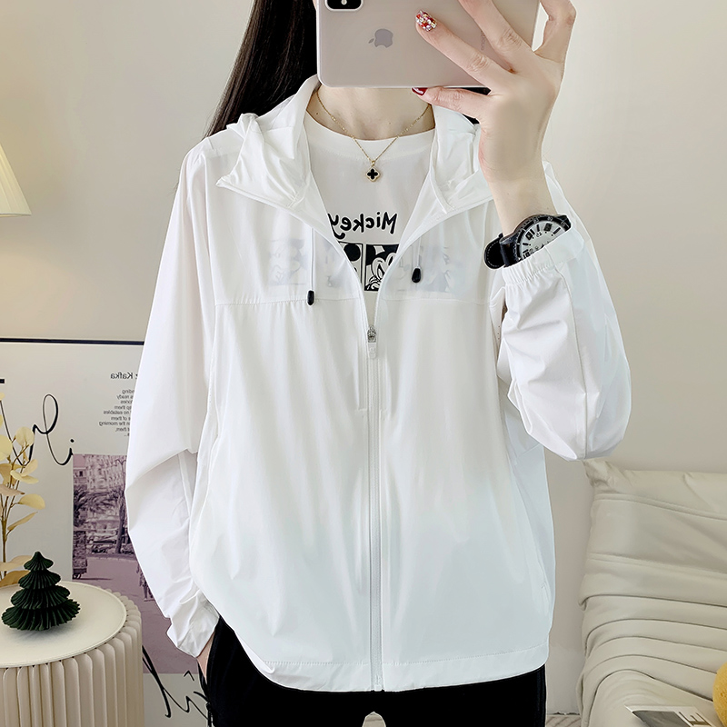 防晒衣女款2025春夏防晒服宽松薄外套徒步登山皮肤衣户外运动上衣