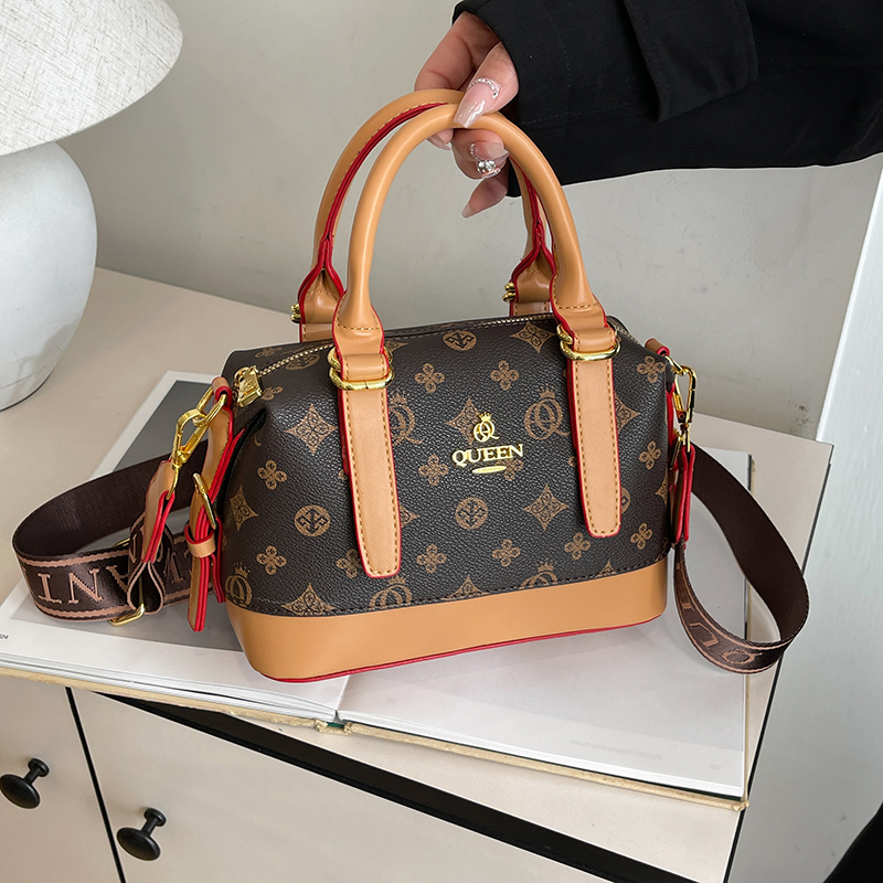 2025新款女包复古印花手提包时尚百搭单肩斜挎包小众设计感包包