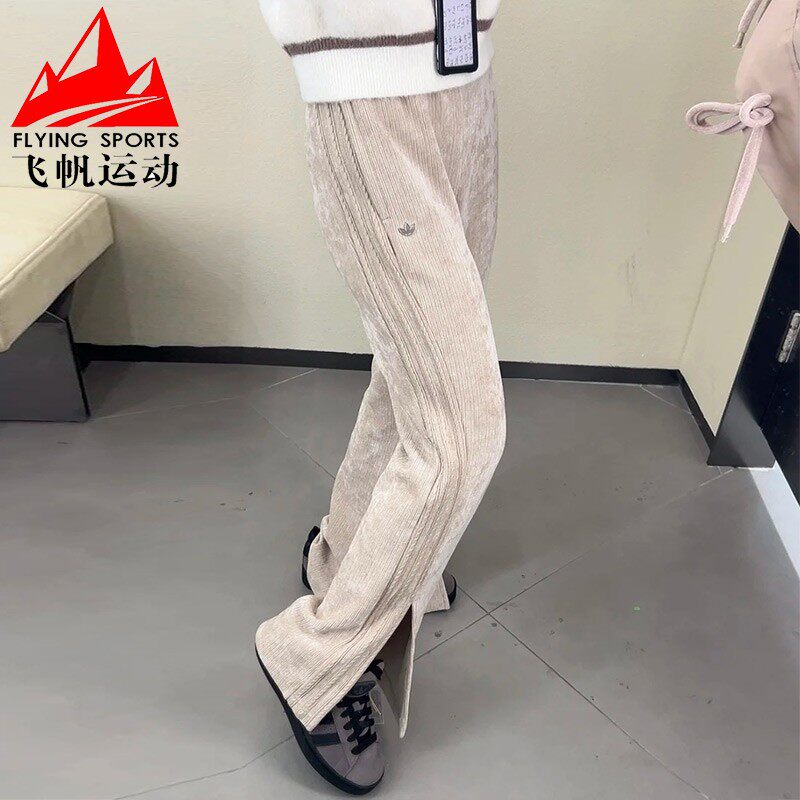 阿迪达斯三叶草女裤2025冬季复古灯芯绒宽松条纹运动休闲裤KS5984
