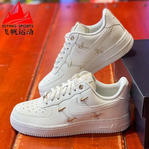 耐克女鞋AIR FORCE 1空军一号小白鞋低帮时尚运动板鞋 FV3654-111