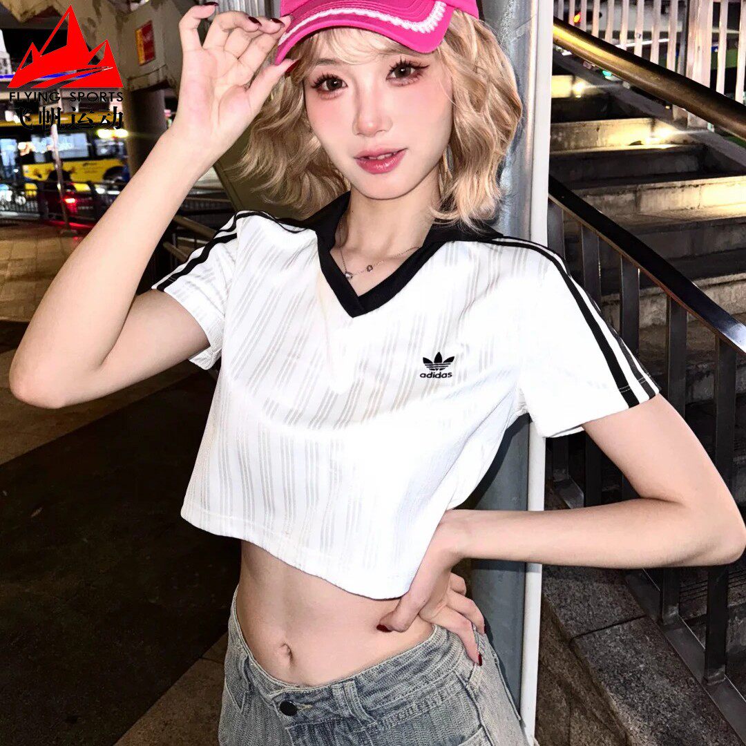 阿迪达斯三叶草女装夏季辣妹短款球衣风V领运动短袖POLO衫 JD2608