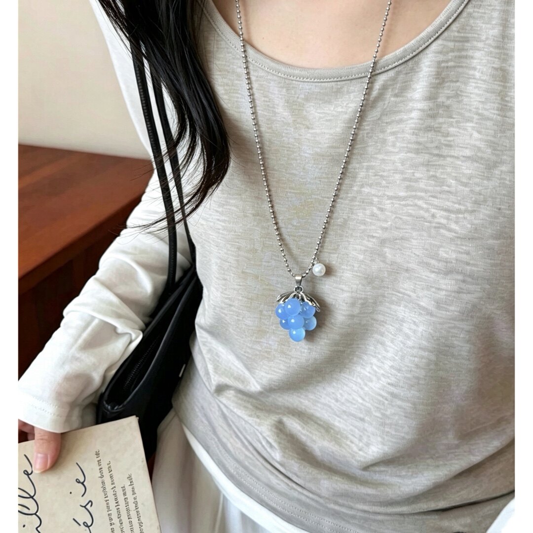 小众清透蓝色猫眼葡萄串珠长款钛钢项链女简约高级感不掉色毛衣链