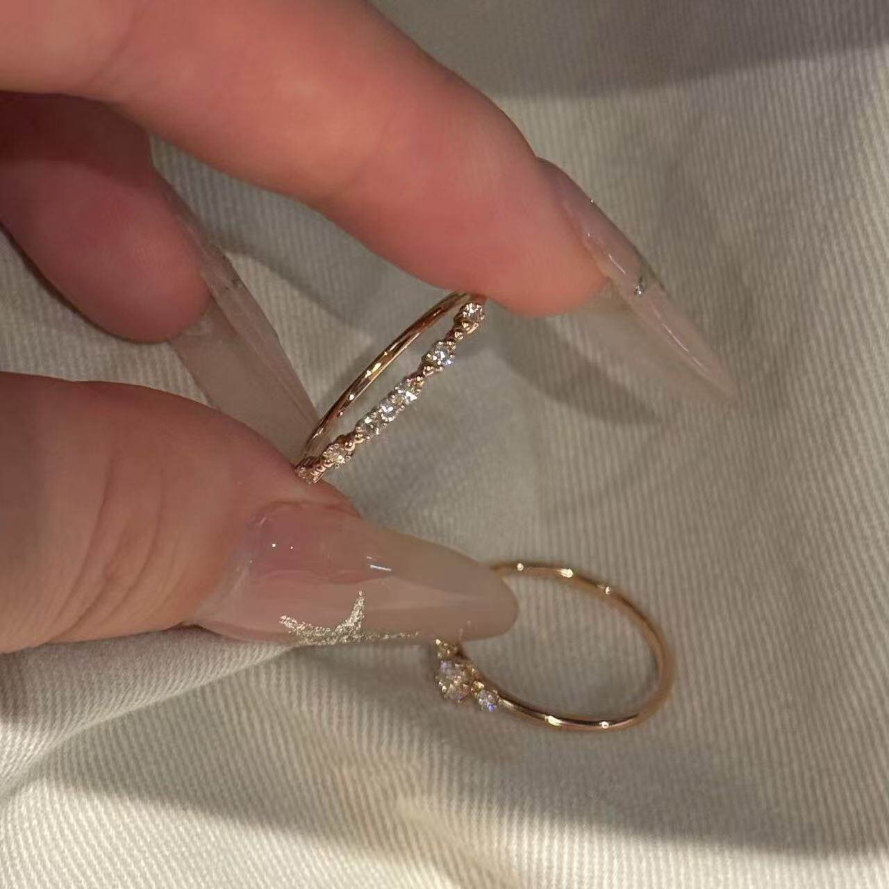 日系极简细闪仿钻素圈戒指女小众设计轻奢高级感七夕情侣新款