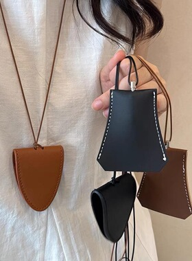 挂脖磁吸皮革墨镜夹项链女眼镜夹挂绳脖子衣服装饰挂链毛衣链配饰