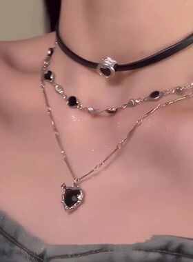 「黑绳甜酷心」多层叠戴项链女辣妹甜酷黑皮绳链锁骨链choker颈链