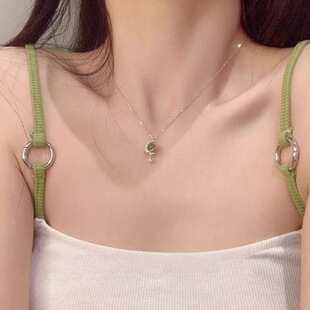 和田玉星月项链女轻奢高级感气质星星月亮锆石锁骨链环绕星球颈链