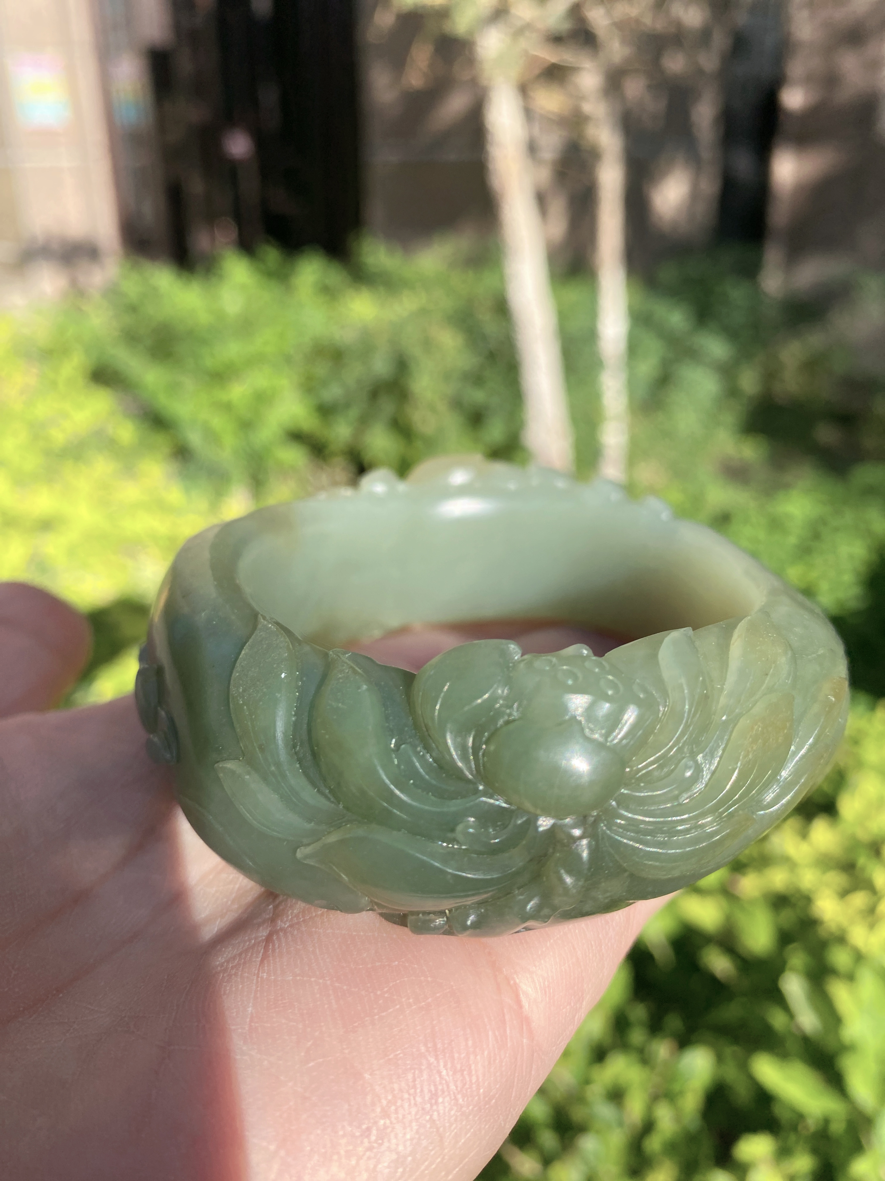 新疆和田玉翠青籽料手镯荷花巧雕双生莲意境随型镯