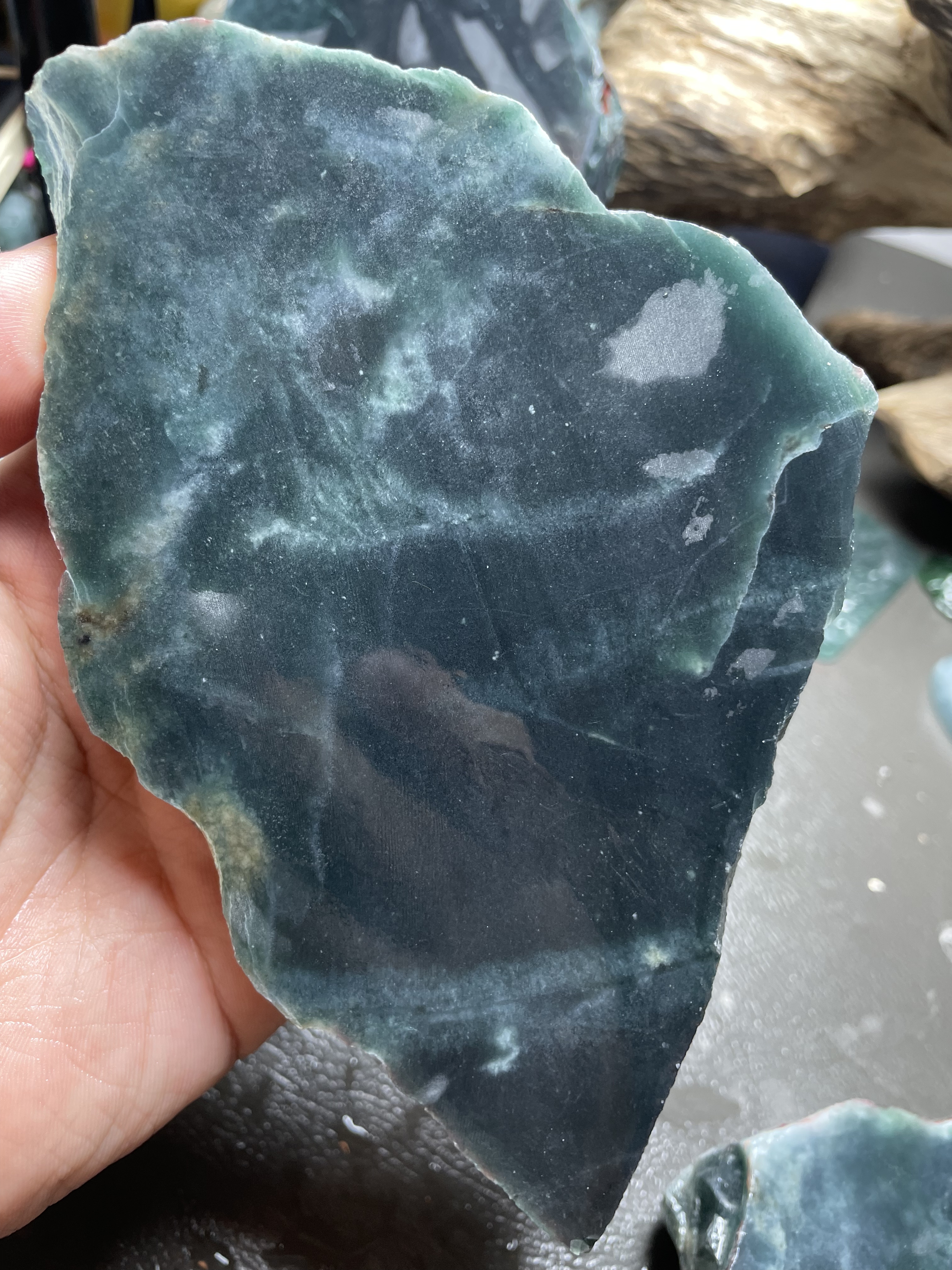 危地马拉翡翠明料原石片料老蓝水翡翠原石毛料可以做3个大牌