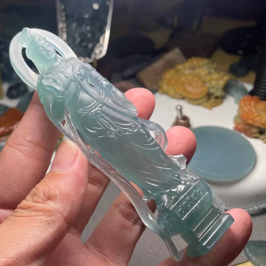 危地马拉翡翠成品毛货挂件牌子专栏各种挂件与牌冰度高观音佛公龙