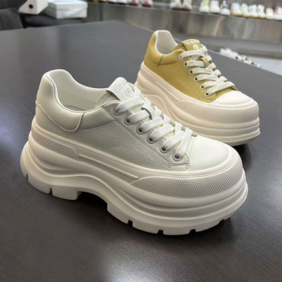 港风ulzzang百搭增高小白鞋2026春季新款休闲鞋厚底白色高跟单鞋