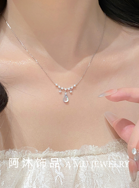 阿沐饰品纯银月光石水滴项链女轻奢小众2025新款七夕礼物送女友