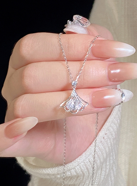 纯银简约气质小裙子项链女锁骨链