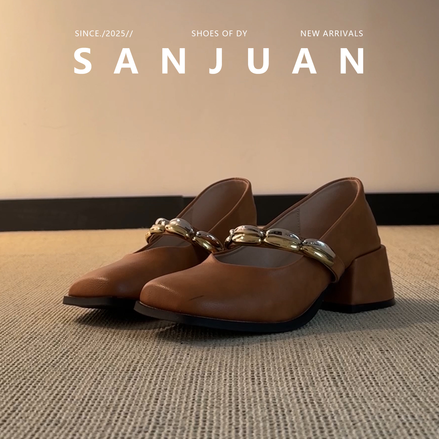 羊皮版sanjuan三卷玛丽珍鞋女粗跟小金条单鞋法式复古小皮鞋方头