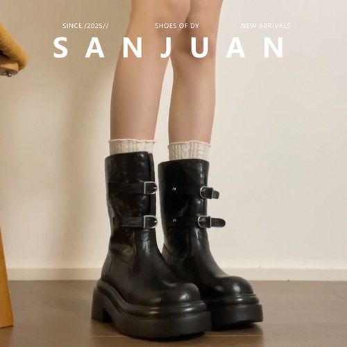 复古百搭黑色圆头短款瘦瘦靴